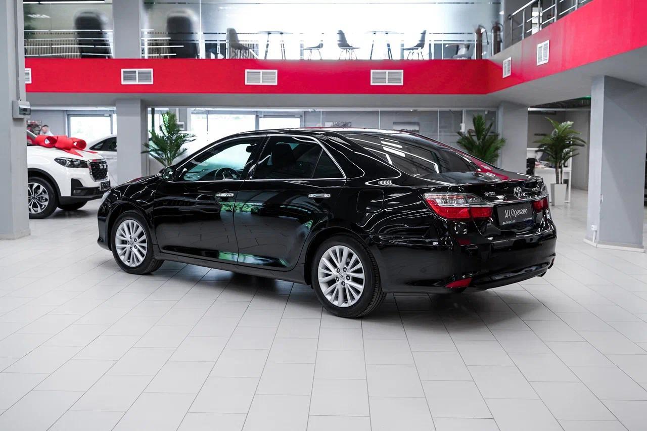 Toyota Camry 2015, черный, ДЦ Орехово