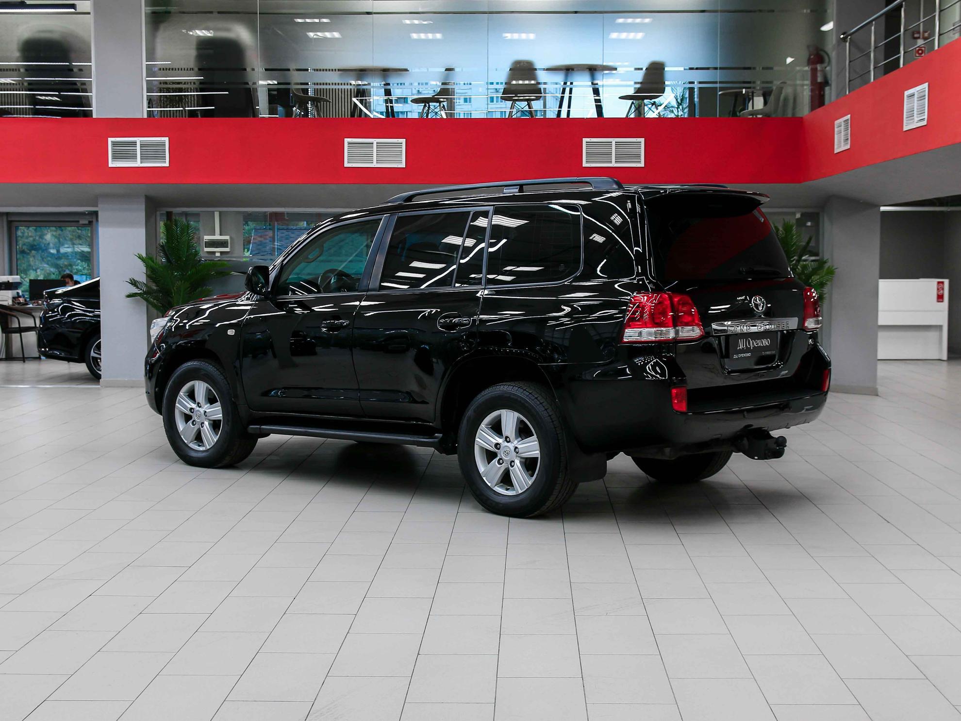 Toyota Land Cruiser 2009, черный, ДЦ Орехово