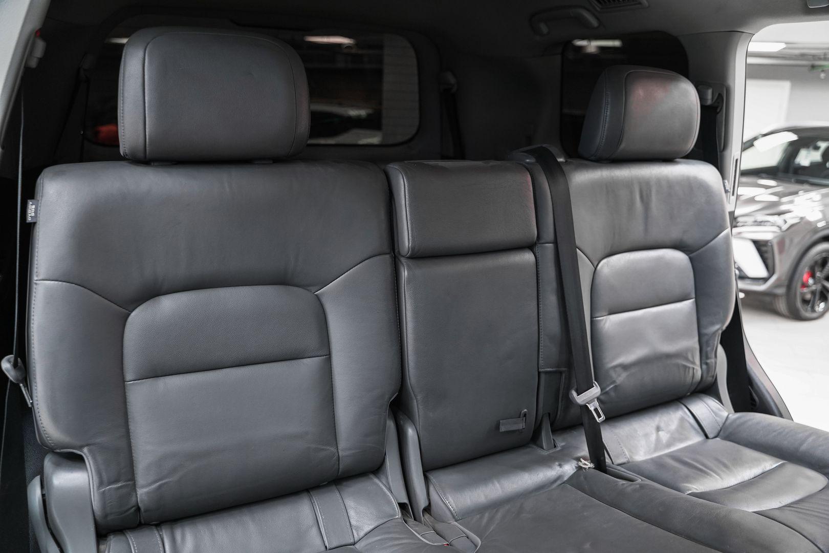 Toyota Land Cruiser 2010, белый, ДЦ Орехово
