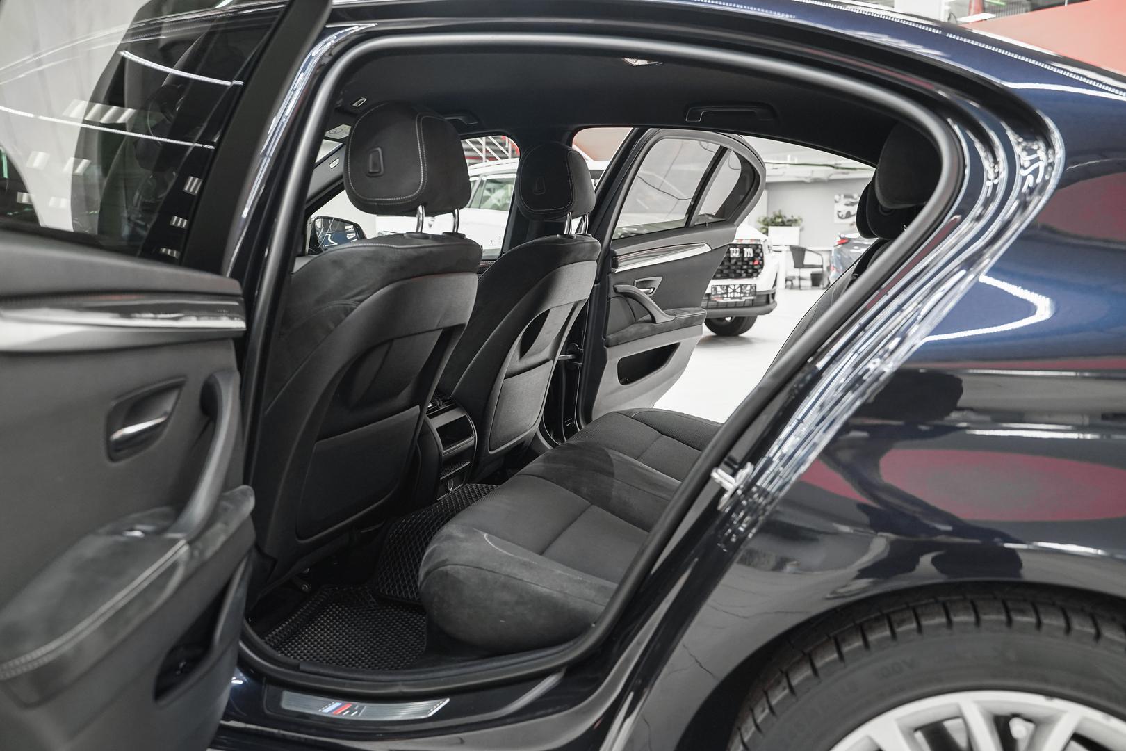 BMW 5 серии 2014, черный, ДЦ Орехово