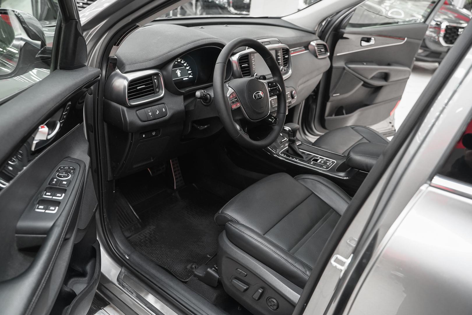 Kia Sorento 2018, серый, ДЦ Орехово