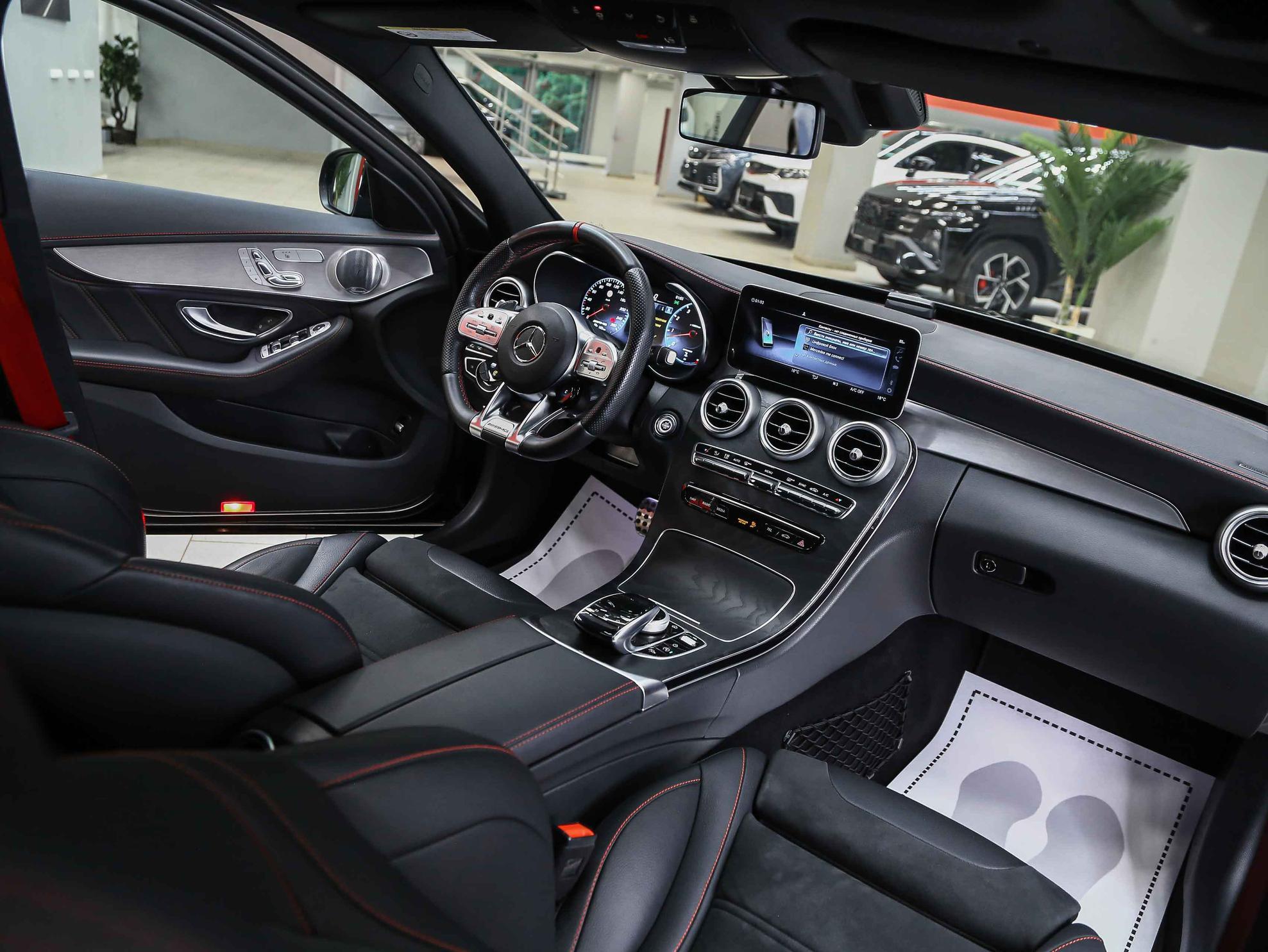 Mercedes-Benz C-Класс AMG 2020, черный, ДЦ Орехово