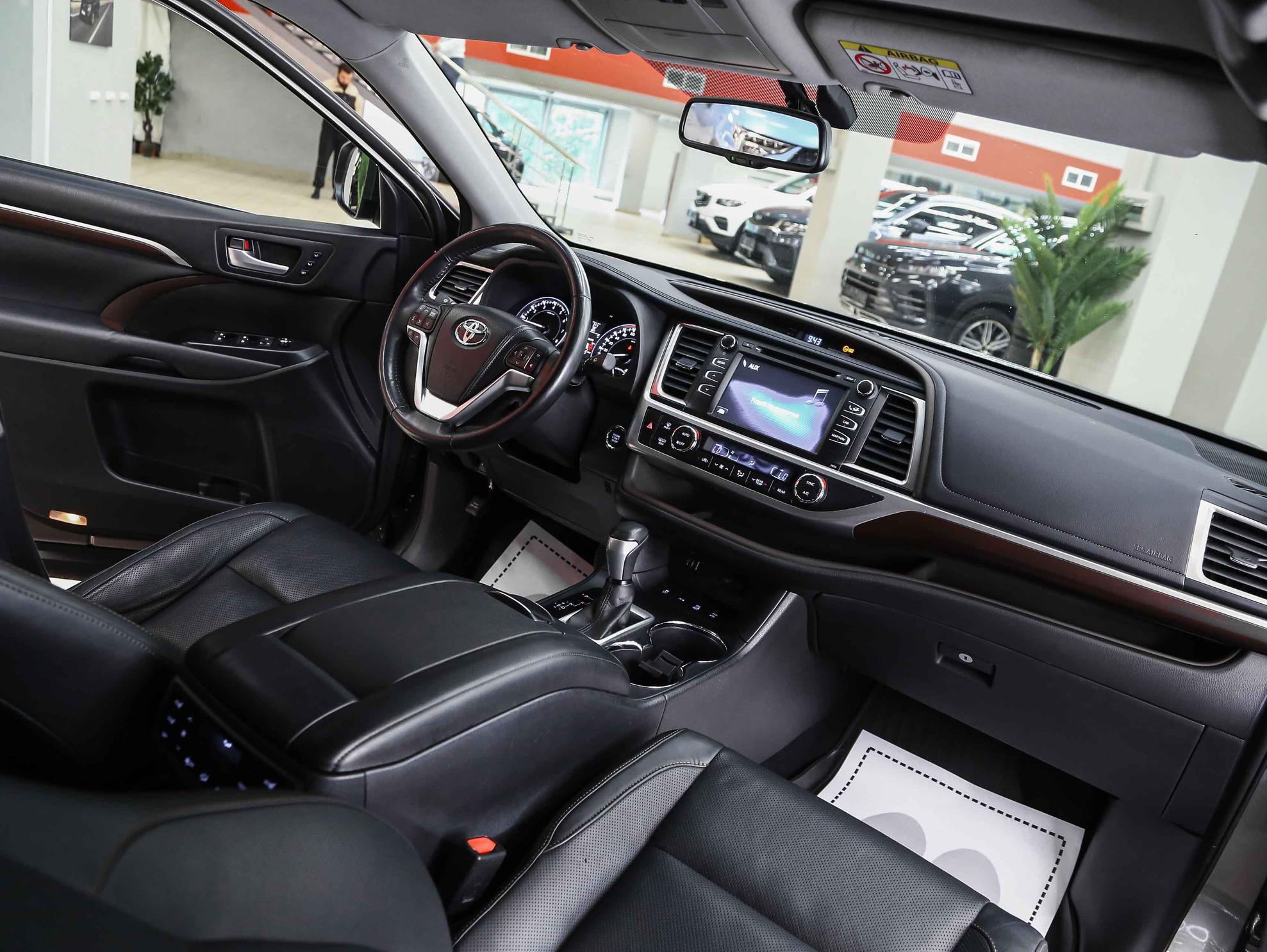 Toyota Highlander 2014, серый, ДЦ Орехово