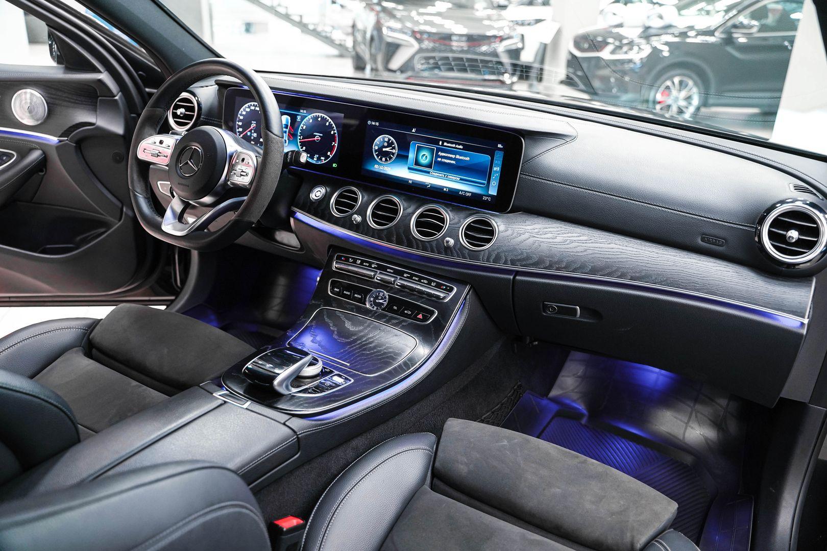 Mercedes-Benz E-Класс 2020, черный, ДЦ Орехово