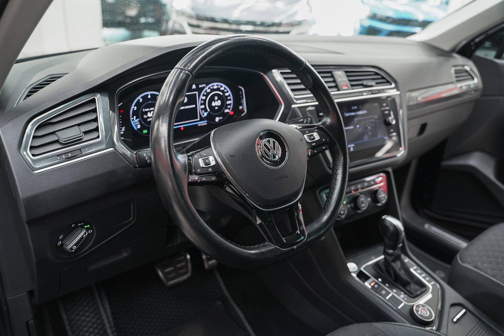 Volkswagen Tiguan 2019, черный, ДЦ Орехово