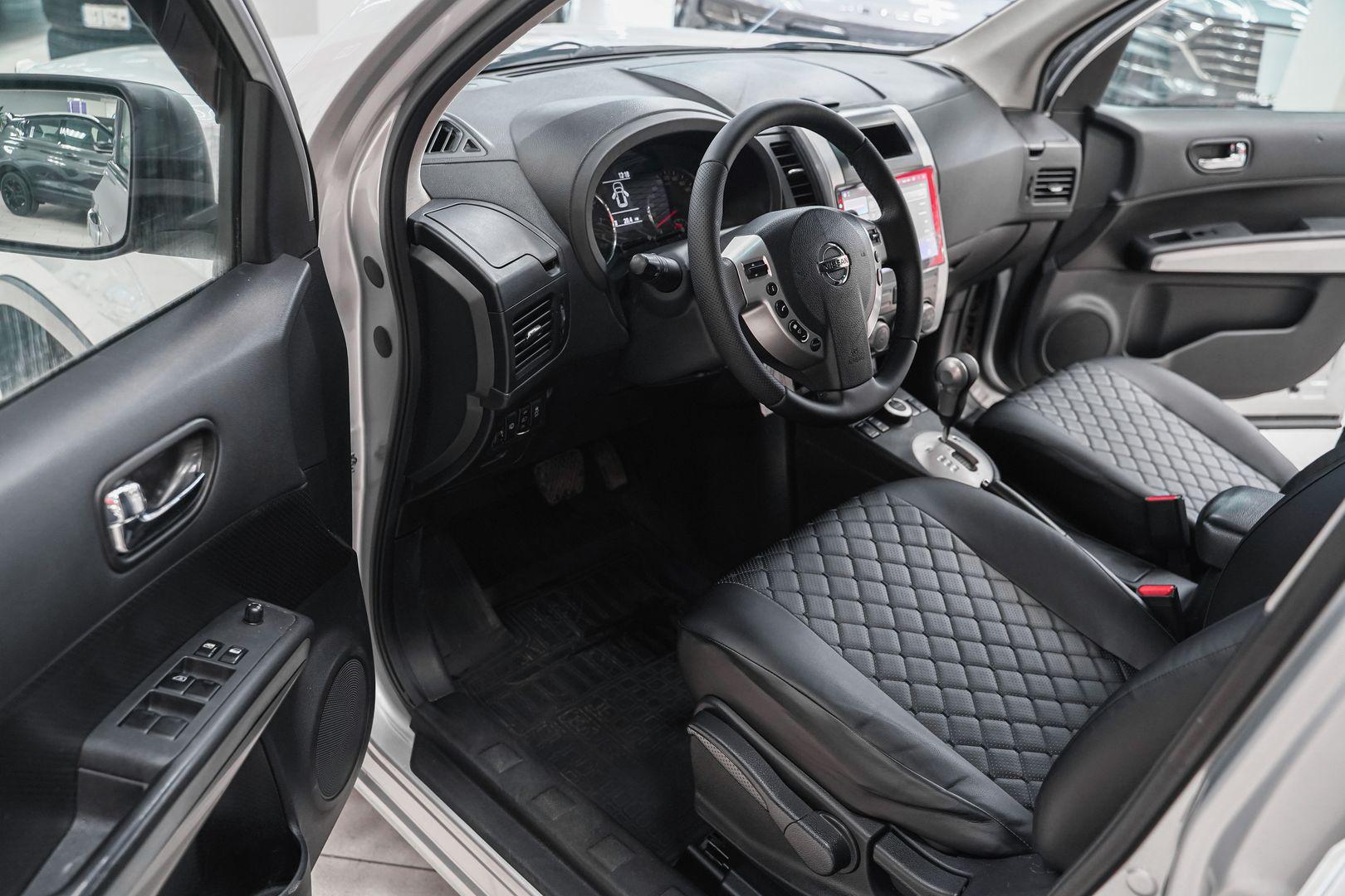 Nissan X-Trail 2012, серебряный, ДЦ Орехово