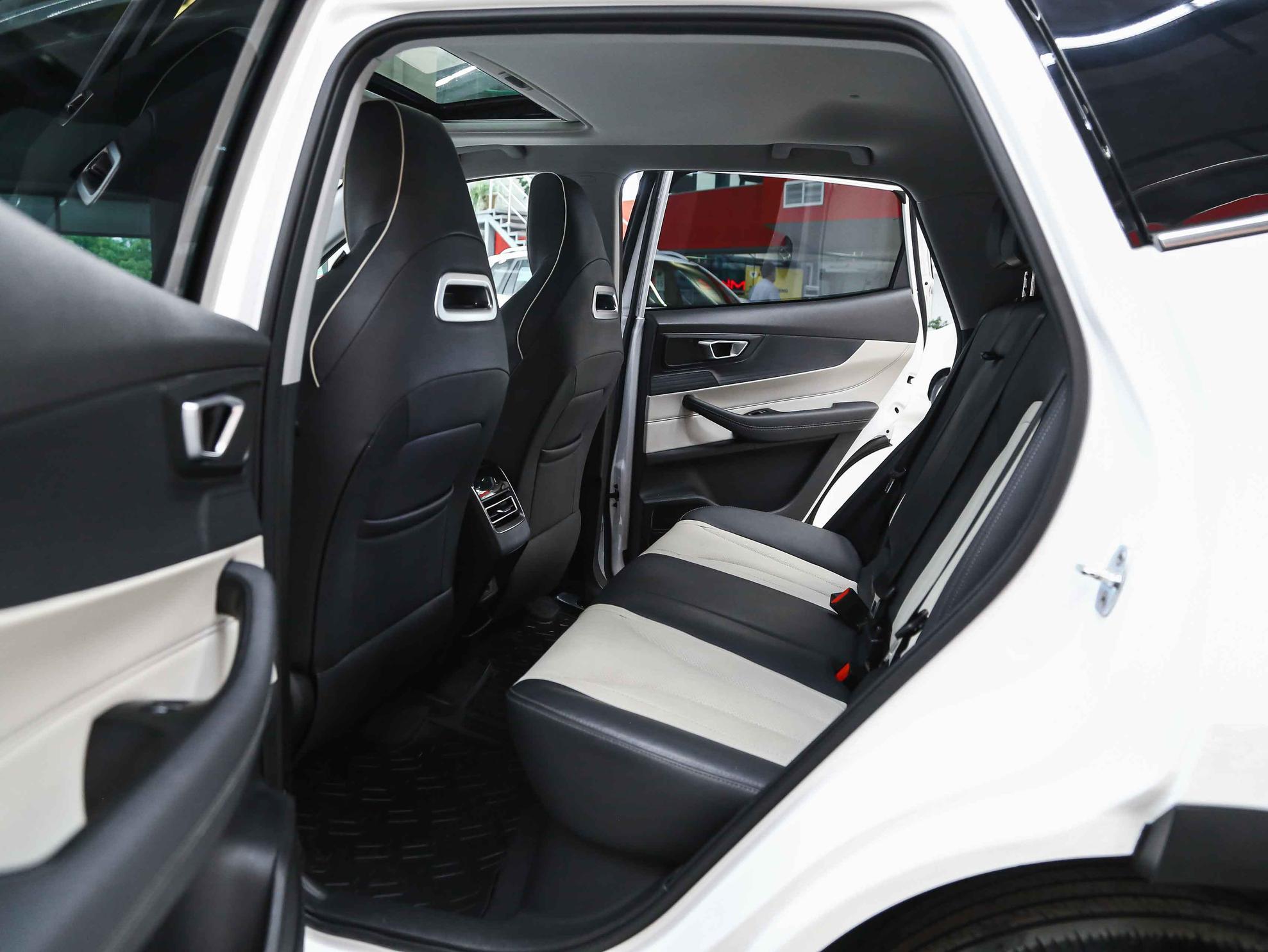 Chery Tiggo 4 2024, белый, ДЦ Орехово