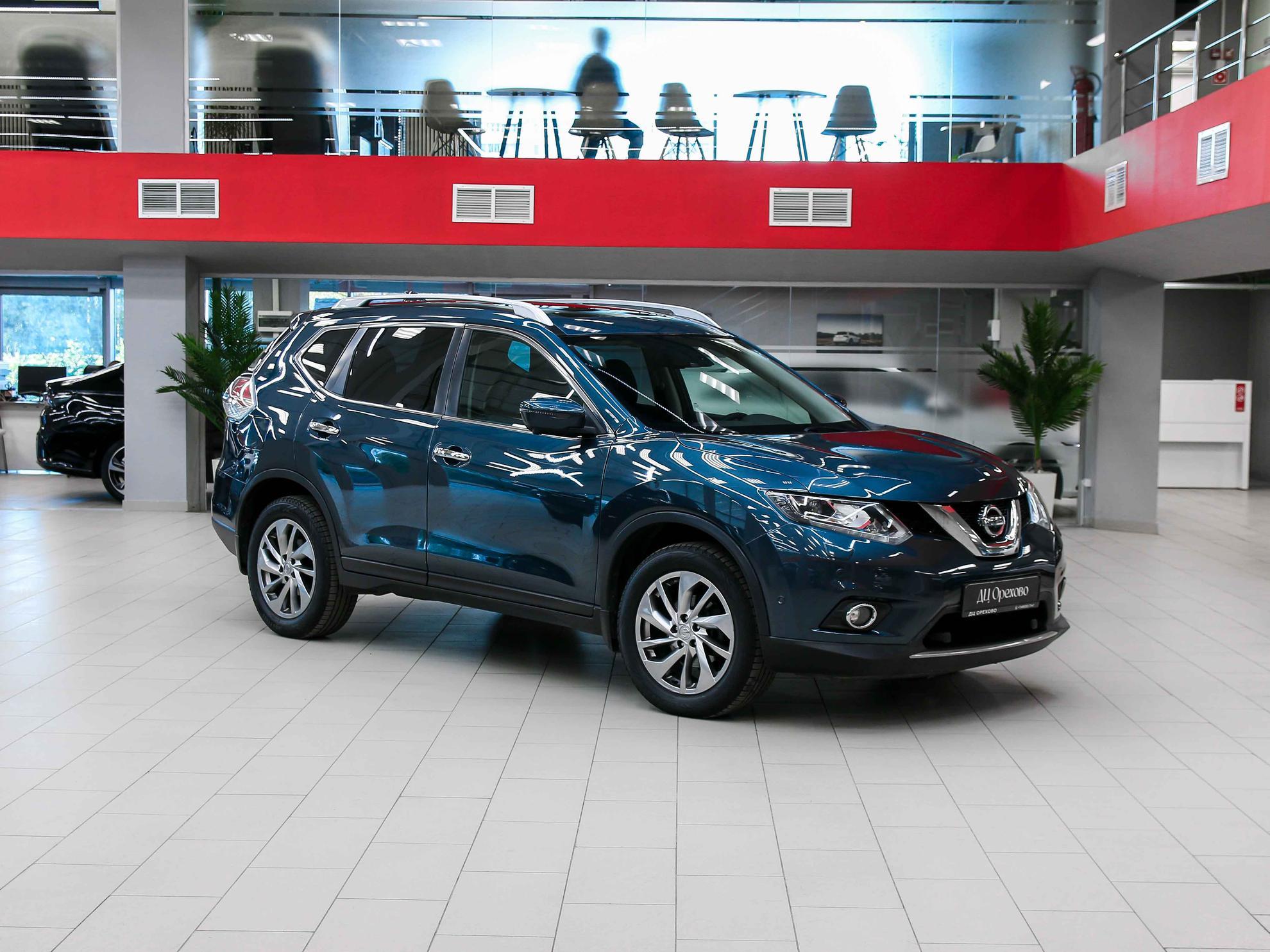Nissan X-Trail 2018, синий, ДЦ Орехово