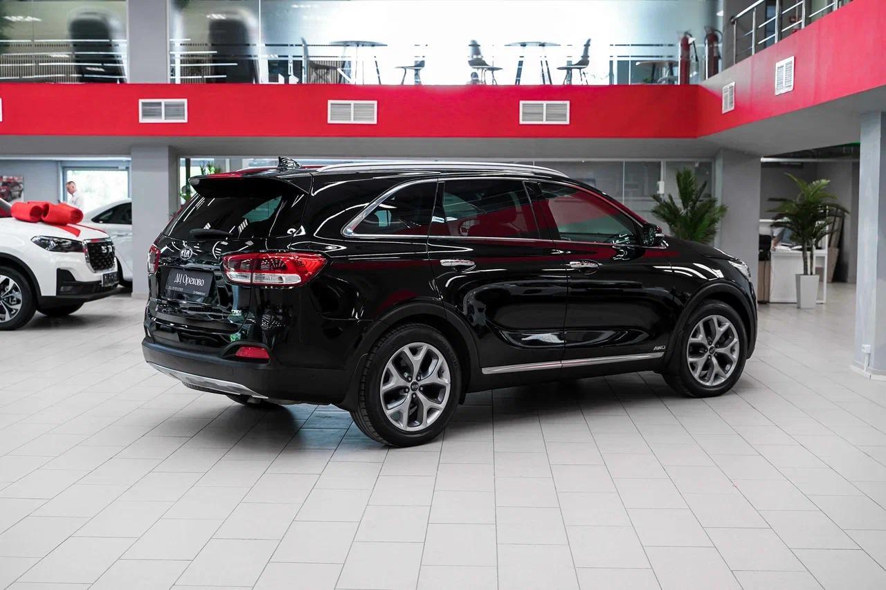 Kia Sorento 2016, черный, ДЦ Орехово