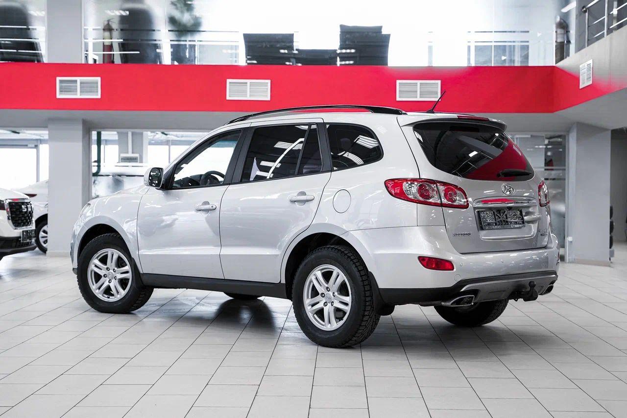 Hyundai Santa Fe 2011, серебряный, ДЦ Орехово