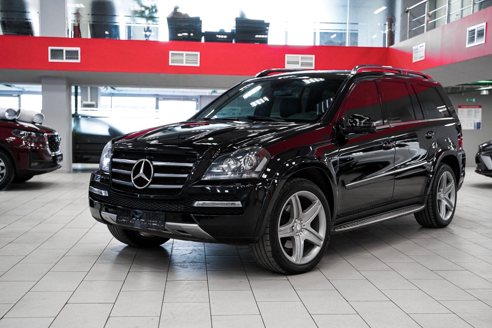 Mercedes-Benz GL-Класс 2011, черный, ДЦ Орехово