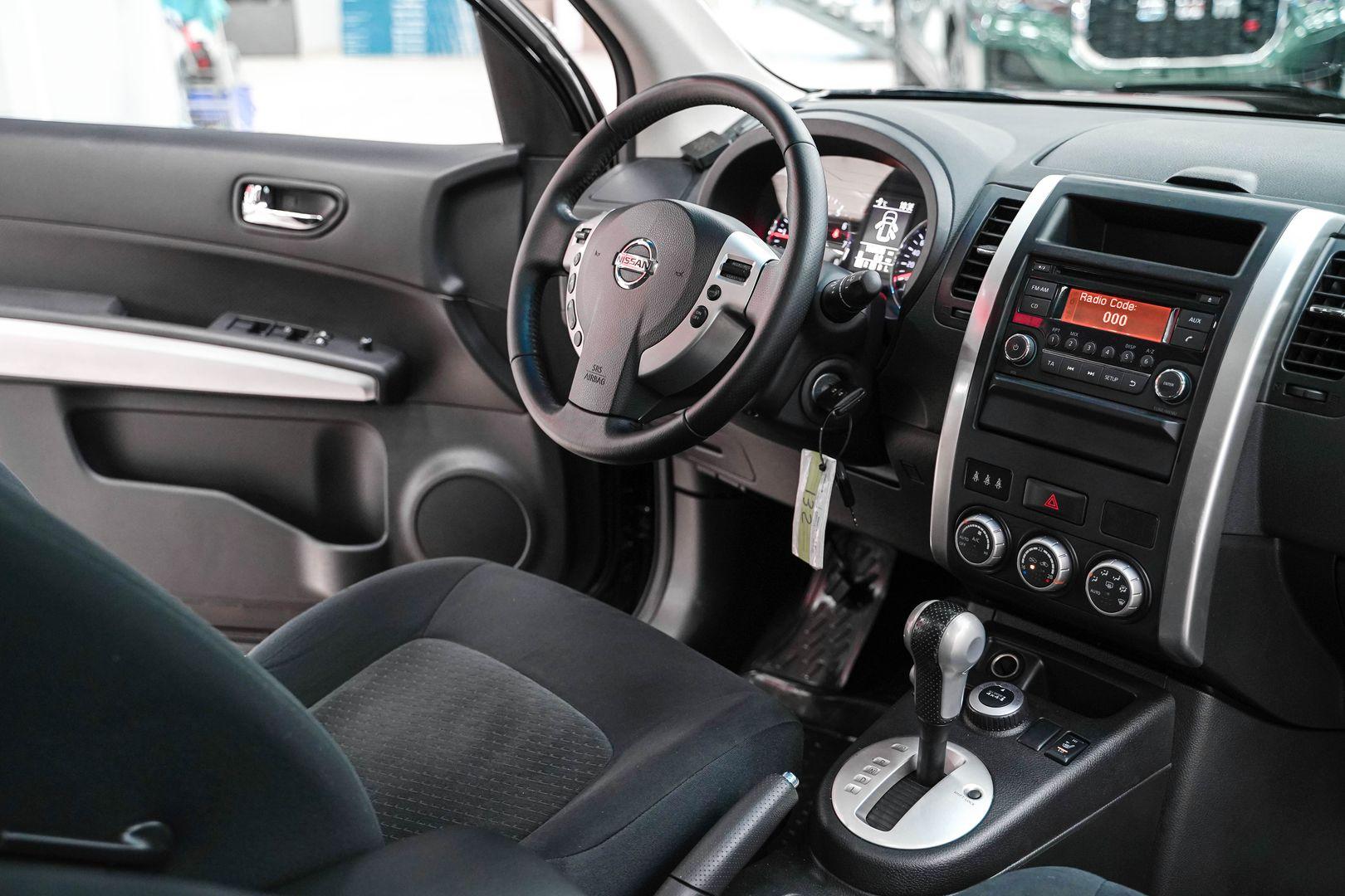 Nissan X-Trail 2013, черный, ДЦ Орехово