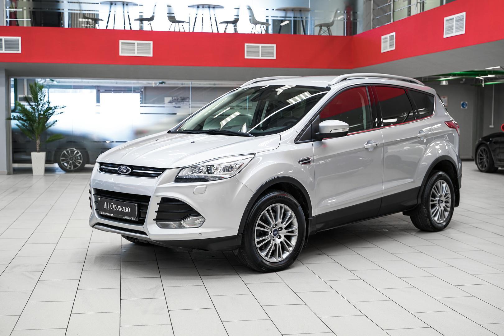 Ford Kuga 2013, серебряный, ДЦ Орехово