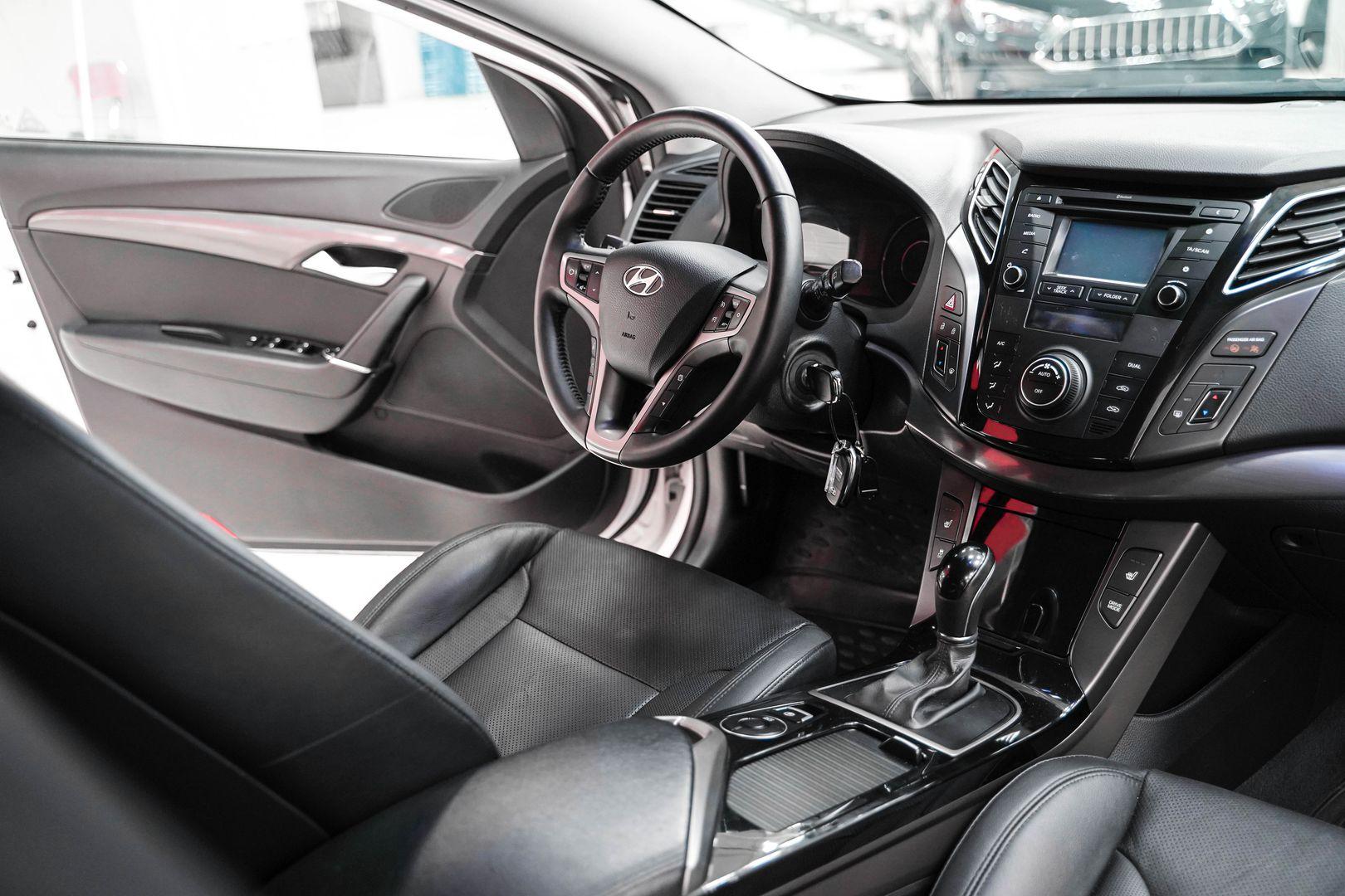 Hyundai i40 2016, белый, ДЦ Орехово