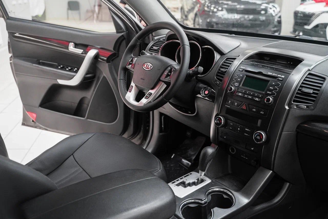 Kia Sorento 2012, серый, ДЦ Орехово