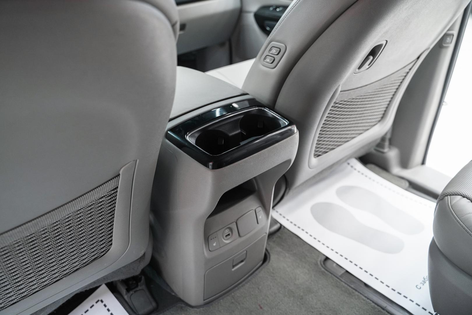 Kia Carnival 2019, черный, ДЦ Орехово