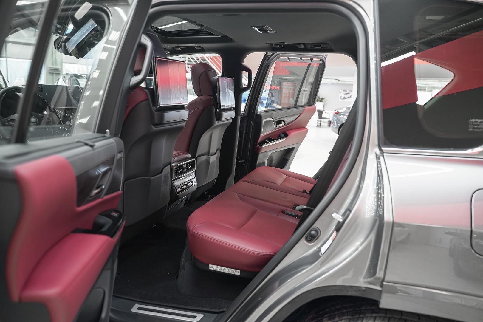 Lexus LX 2025, серый, ДЦ Орехово