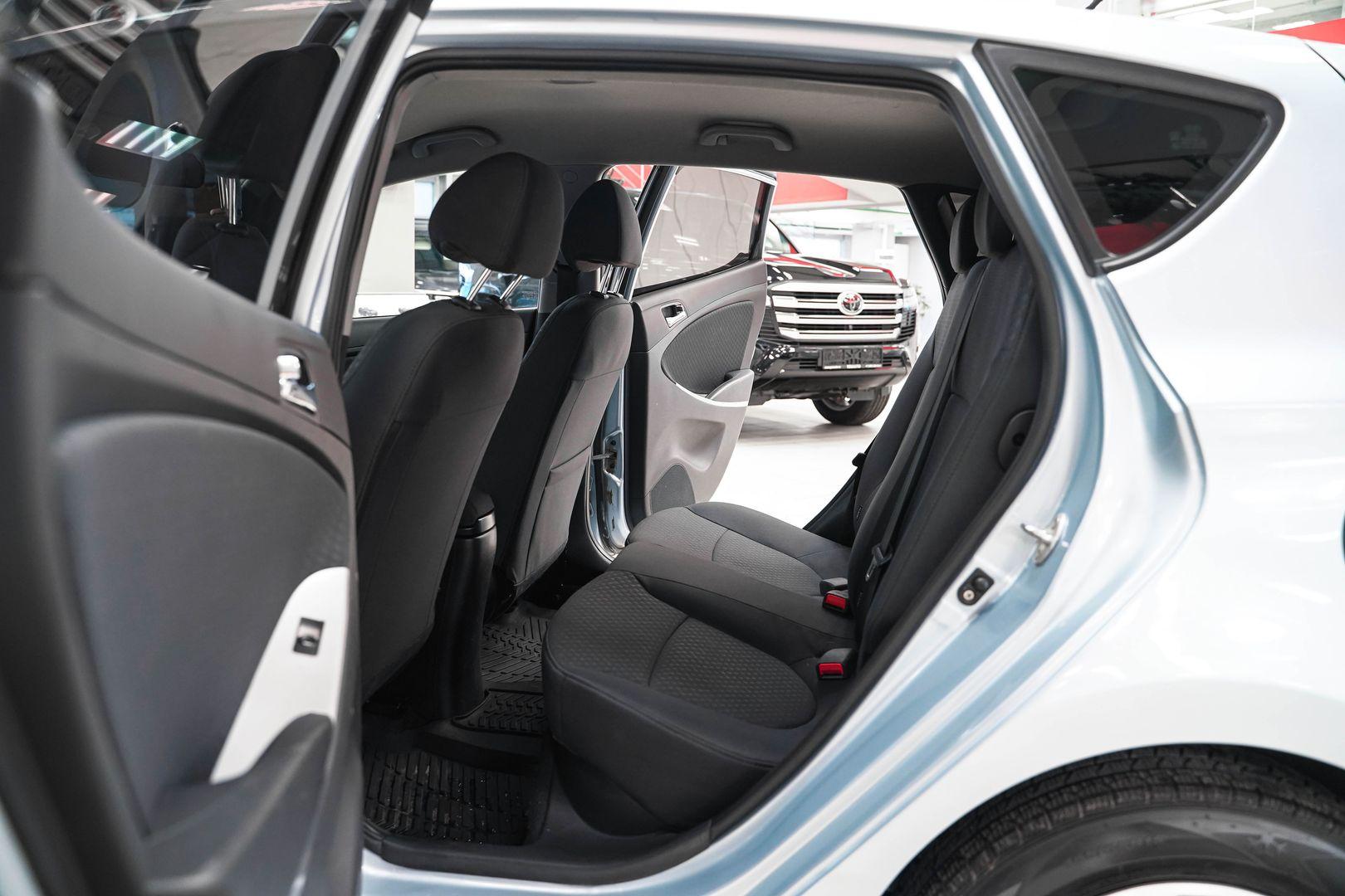 Hyundai Solaris 2012, серый, ДЦ Орехово