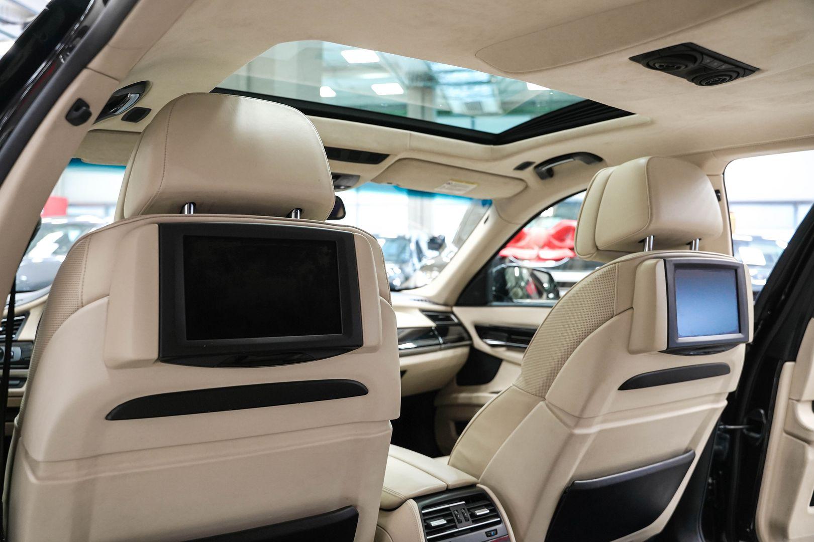 BMW 7 серии 2011, черный, ДЦ Орехово