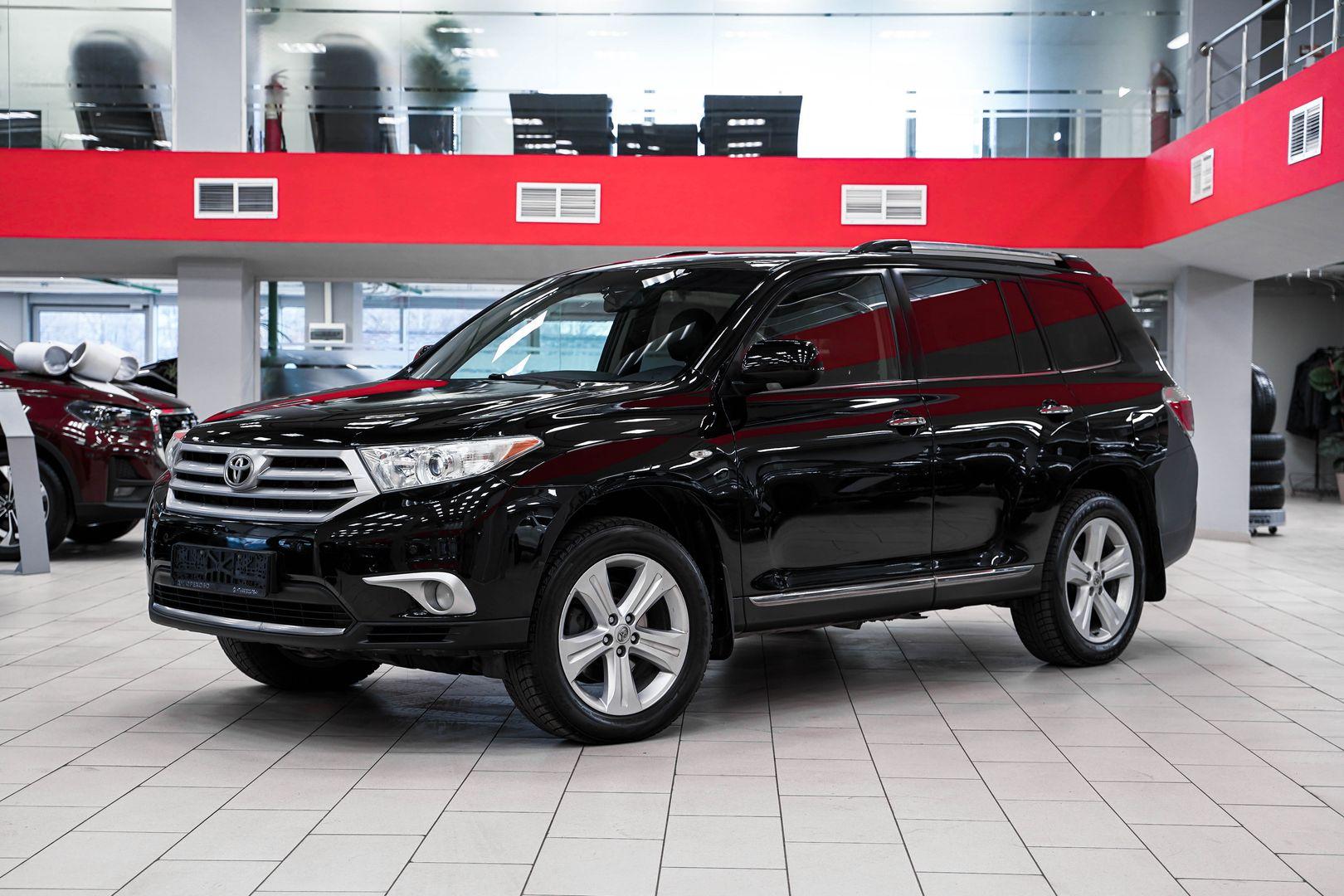 Toyota Highlander 2013, черный, ДЦ Орехово