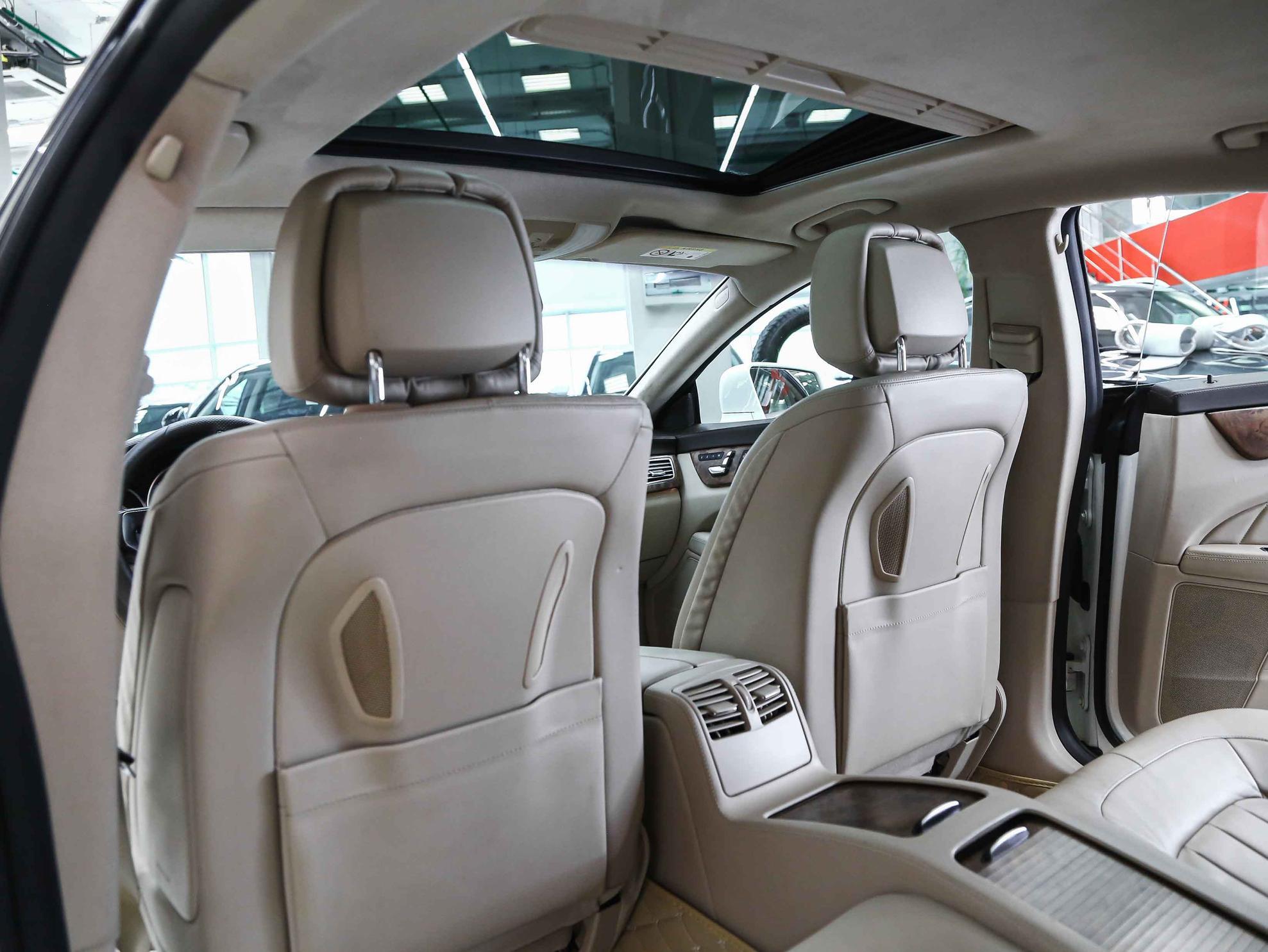 Mercedes-Benz CLS 2014, белый, ДЦ Орехово