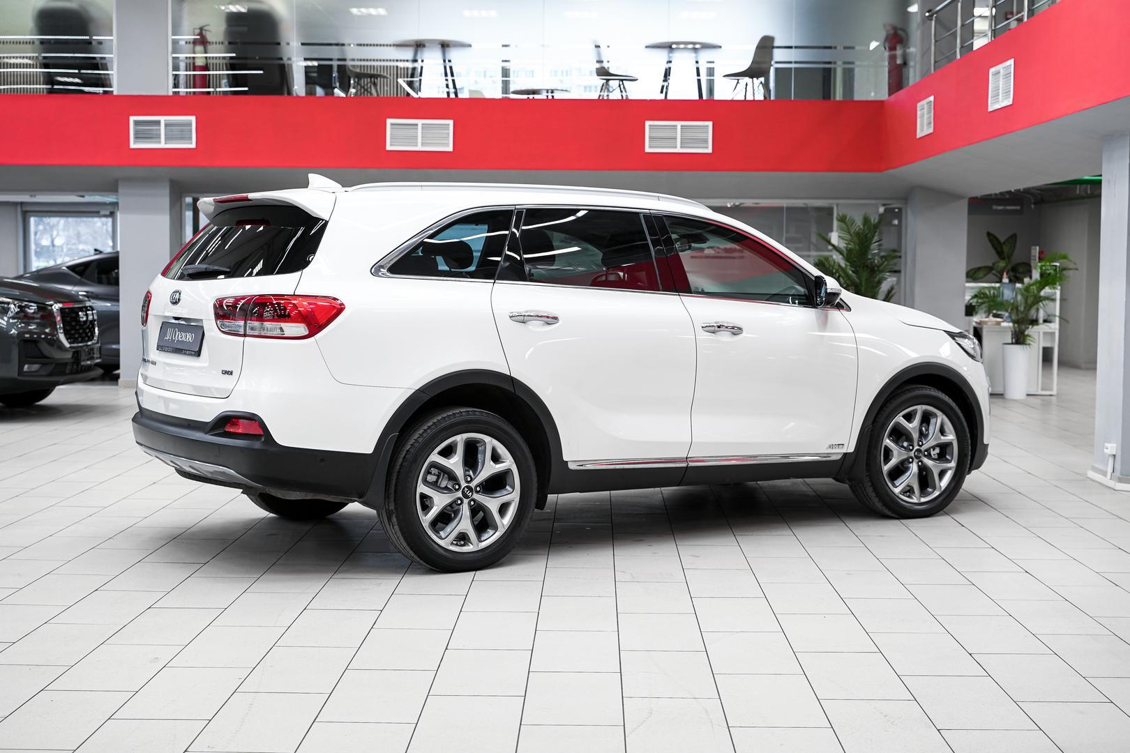 Kia Sorento 2017, белый, ДЦ Орехово