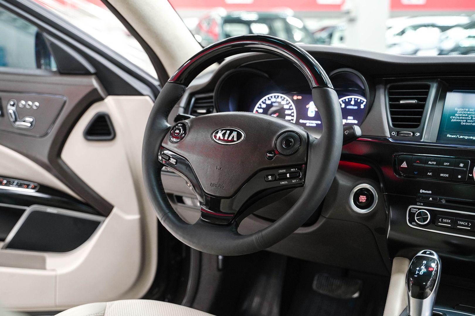 Kia Quoris 2013, коричневый, ДЦ Орехово