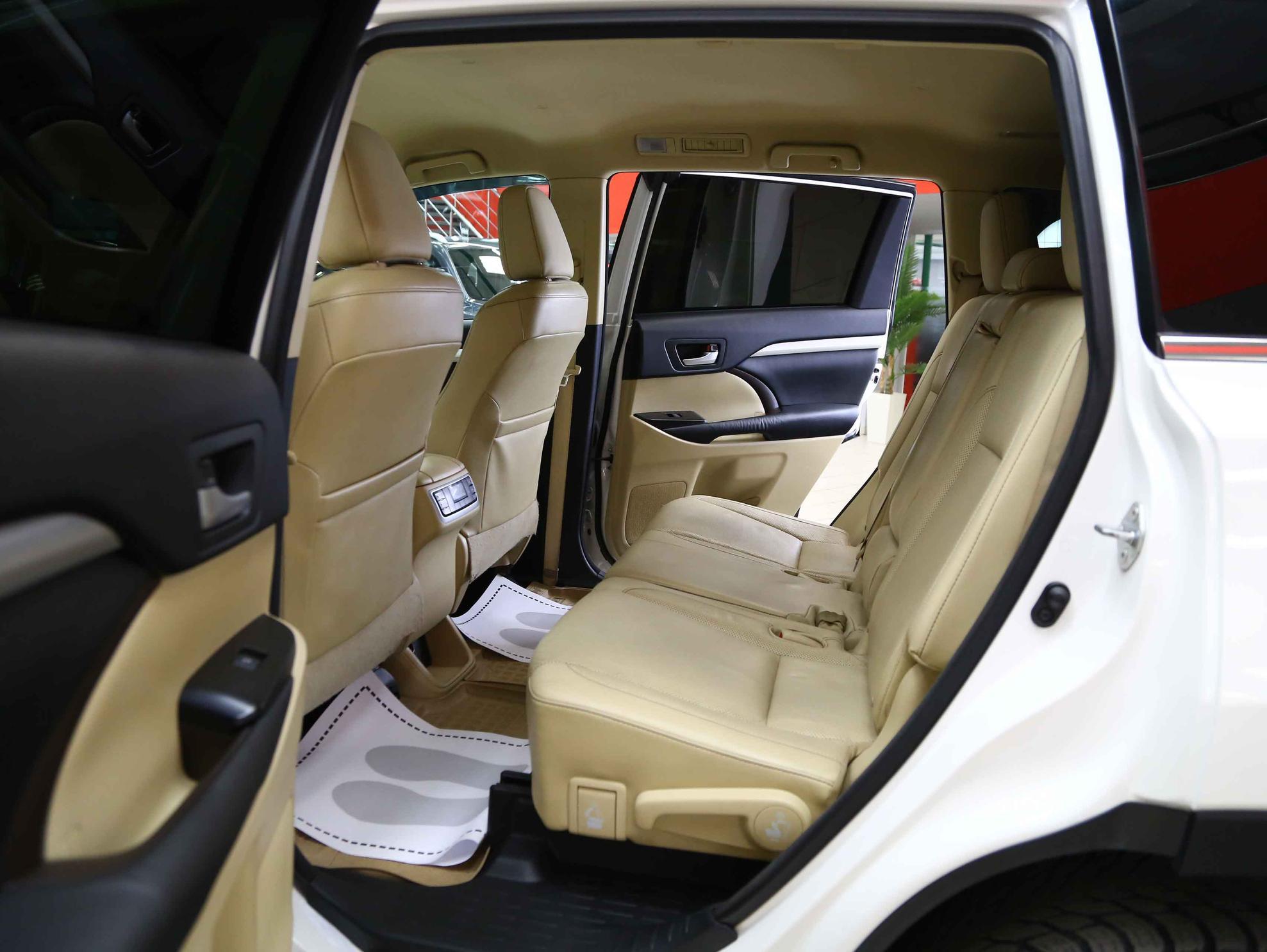 Toyota Highlander 2015, белый, ДЦ Орехово