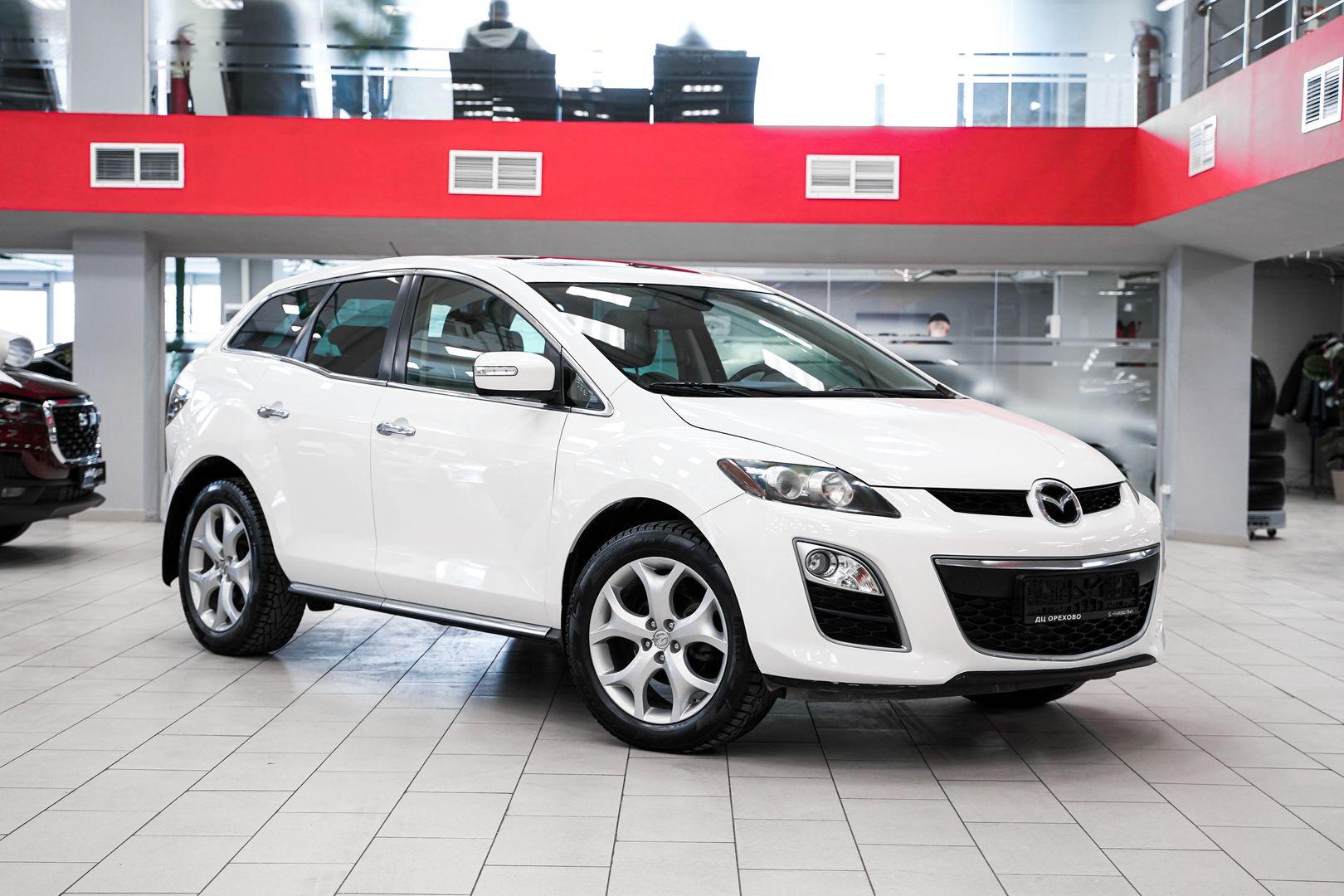 Mazda CX-7 2011, белый, ДЦ Орехово