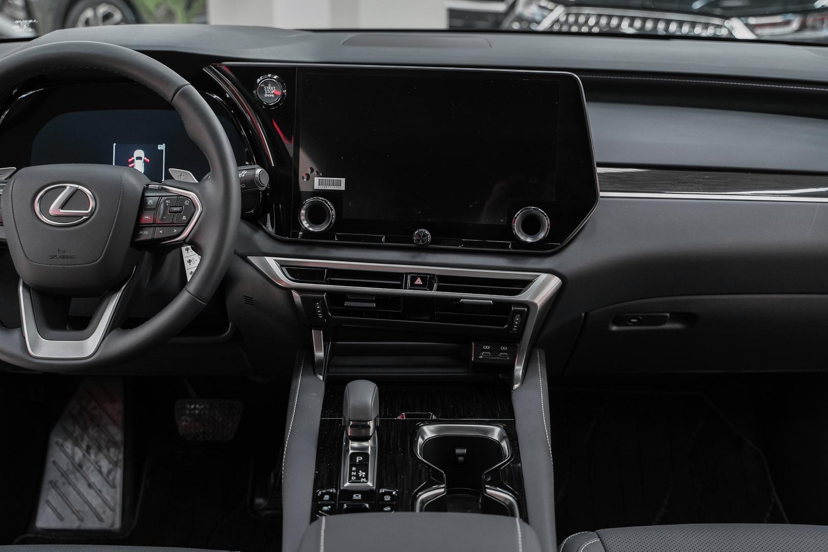 Lexus RX 2025, черный, ДЦ Орехово