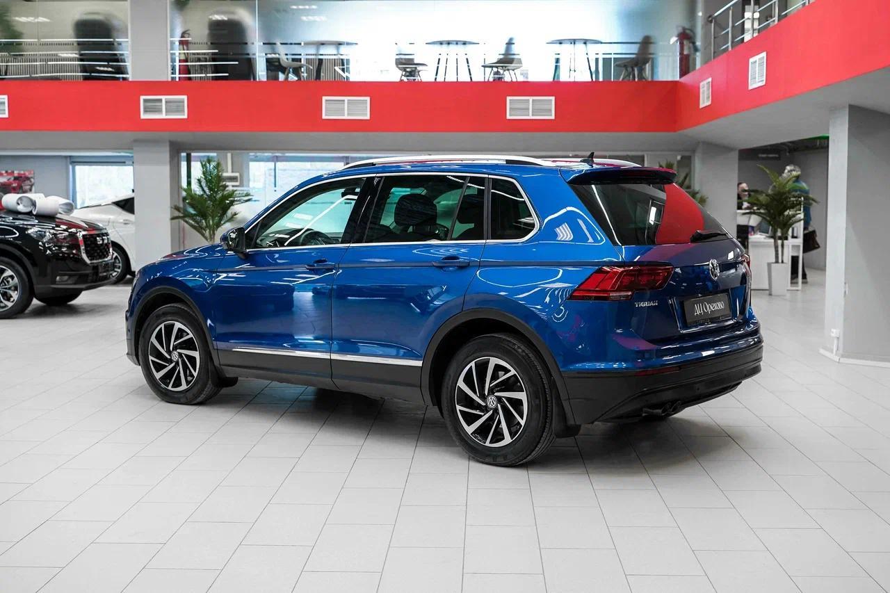 Volkswagen Tiguan 2018, синий, ДЦ Орехово