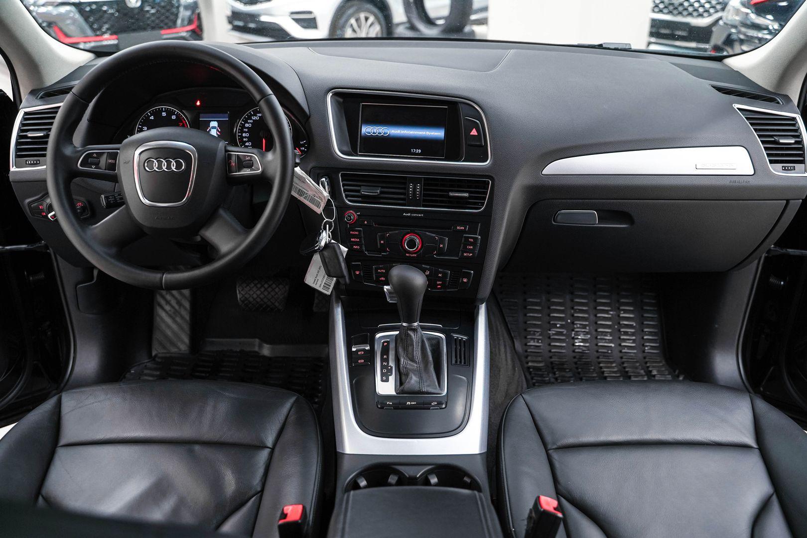 Audi Q5 2011, черный, ДЦ Орехово