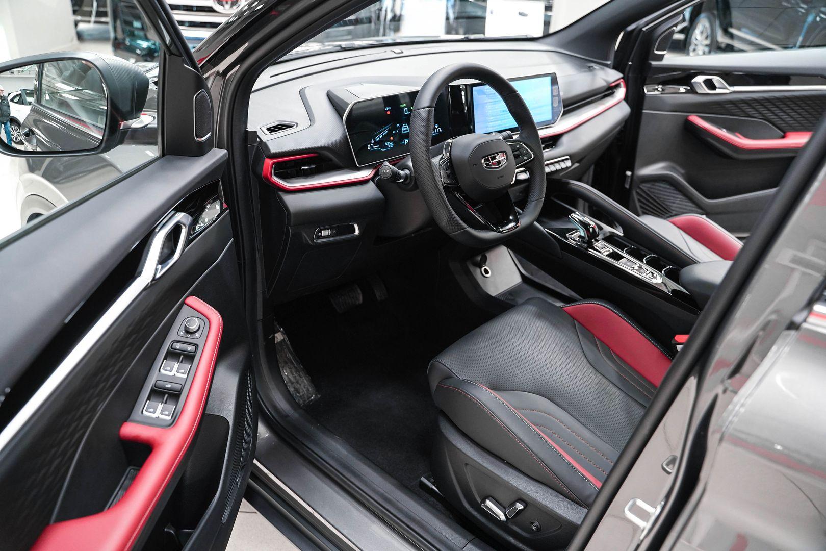 Geely Coolray 2024, серый, ДЦ Орехово