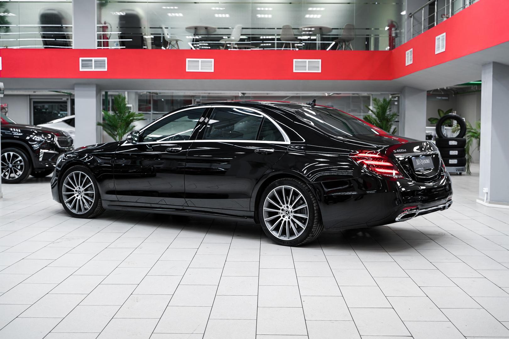Mercedes-Benz S-Класс 2018, черный, ДЦ Орехово