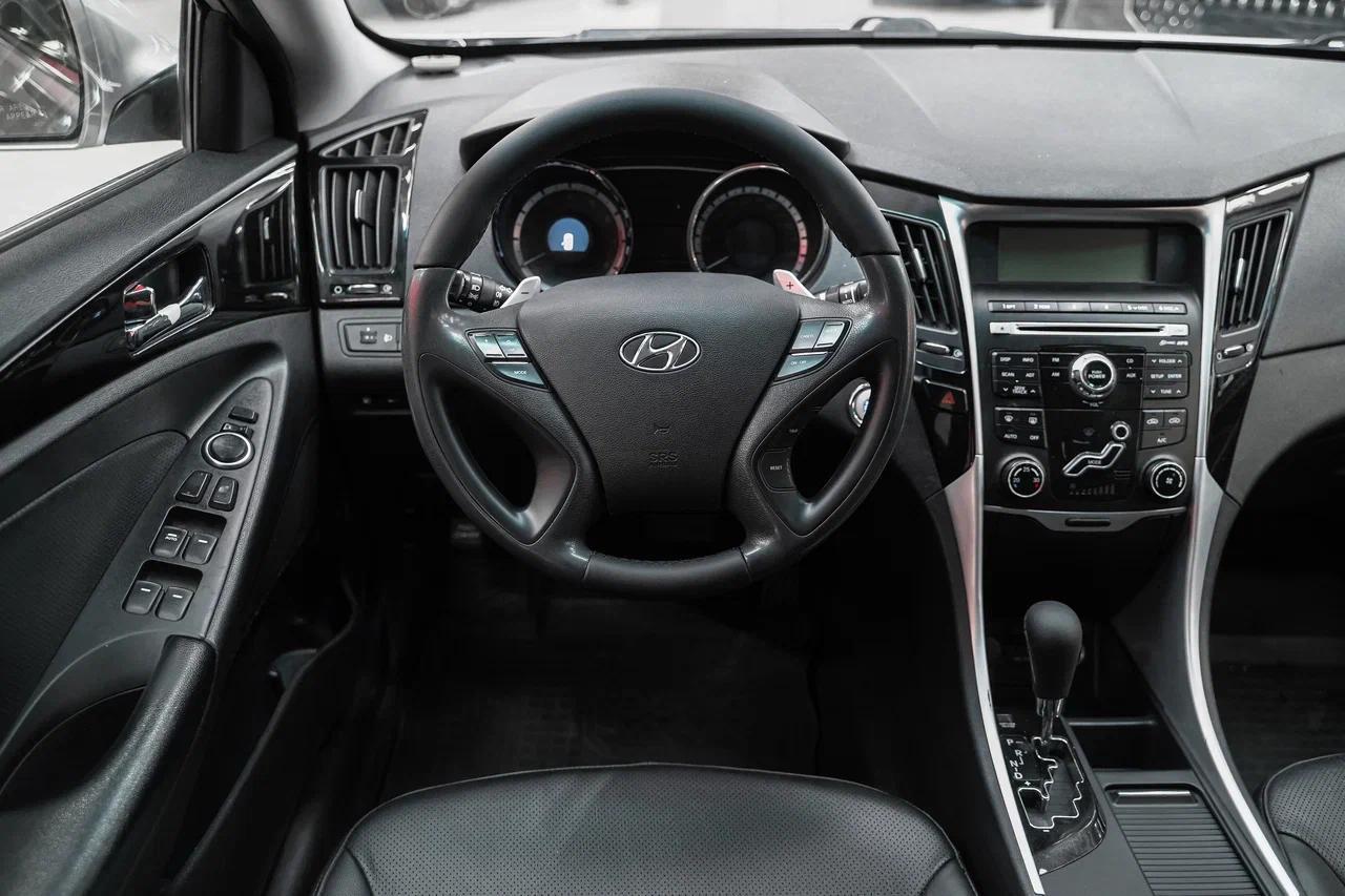 Hyundai Sonata 2010, серебряный, ДЦ Орехово