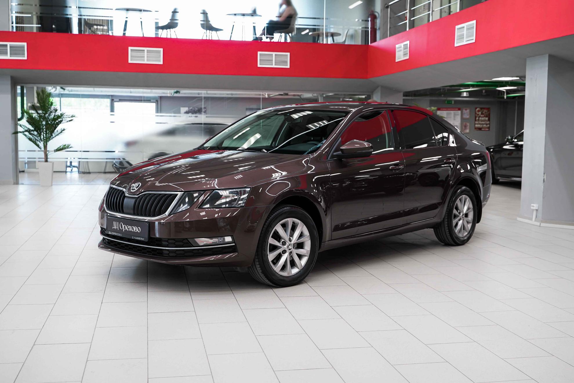 Skoda Octavia 2017, коричневый, ДЦ Орехово