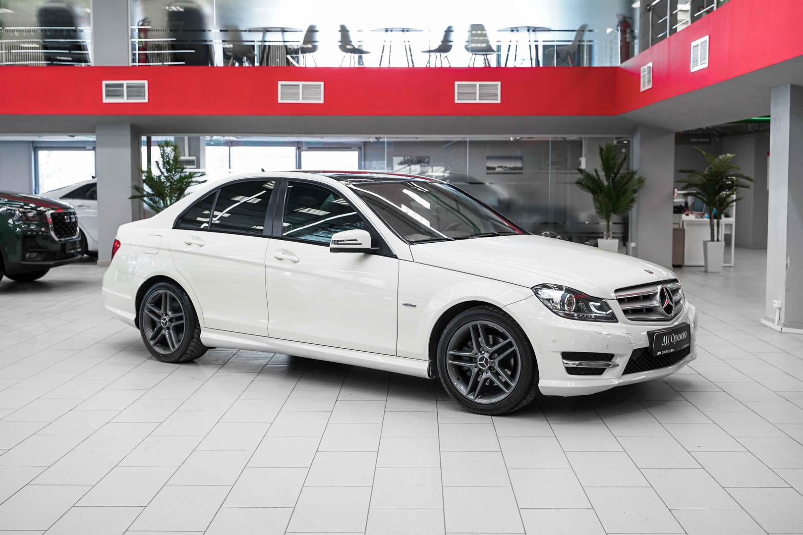 Mercedes-Benz C-Класс 2012, белый, ДЦ Орехово