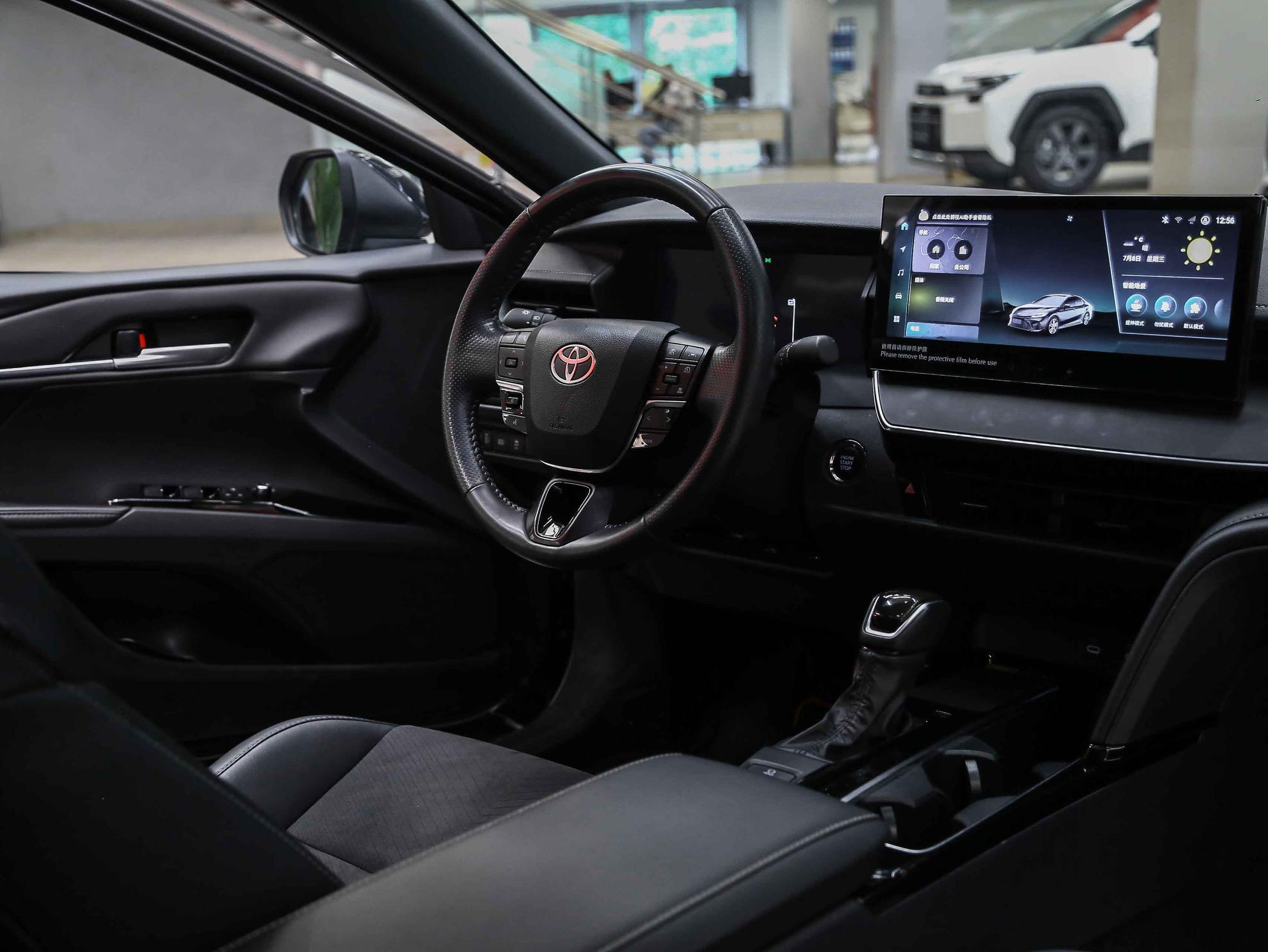Toyota Camry 2024, черный, ДЦ Орехово