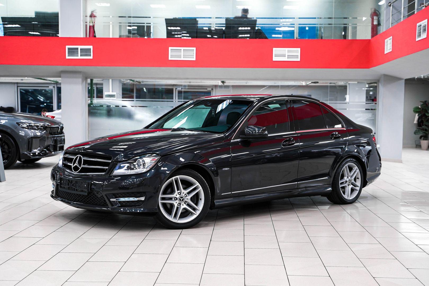 Mercedes-Benz C-Класс 2011, черный, ДЦ Орехово
