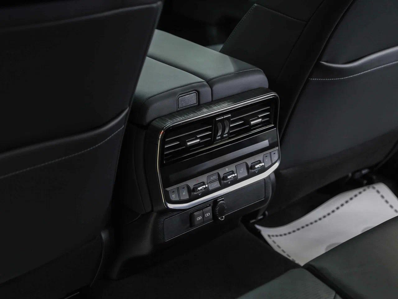 Toyota Land Cruiser 2026, черный, ДЦ Орехово