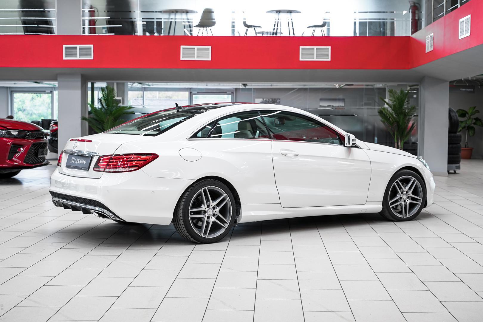 Mercedes-Benz E-Класс 2013, белый, ДЦ Орехово