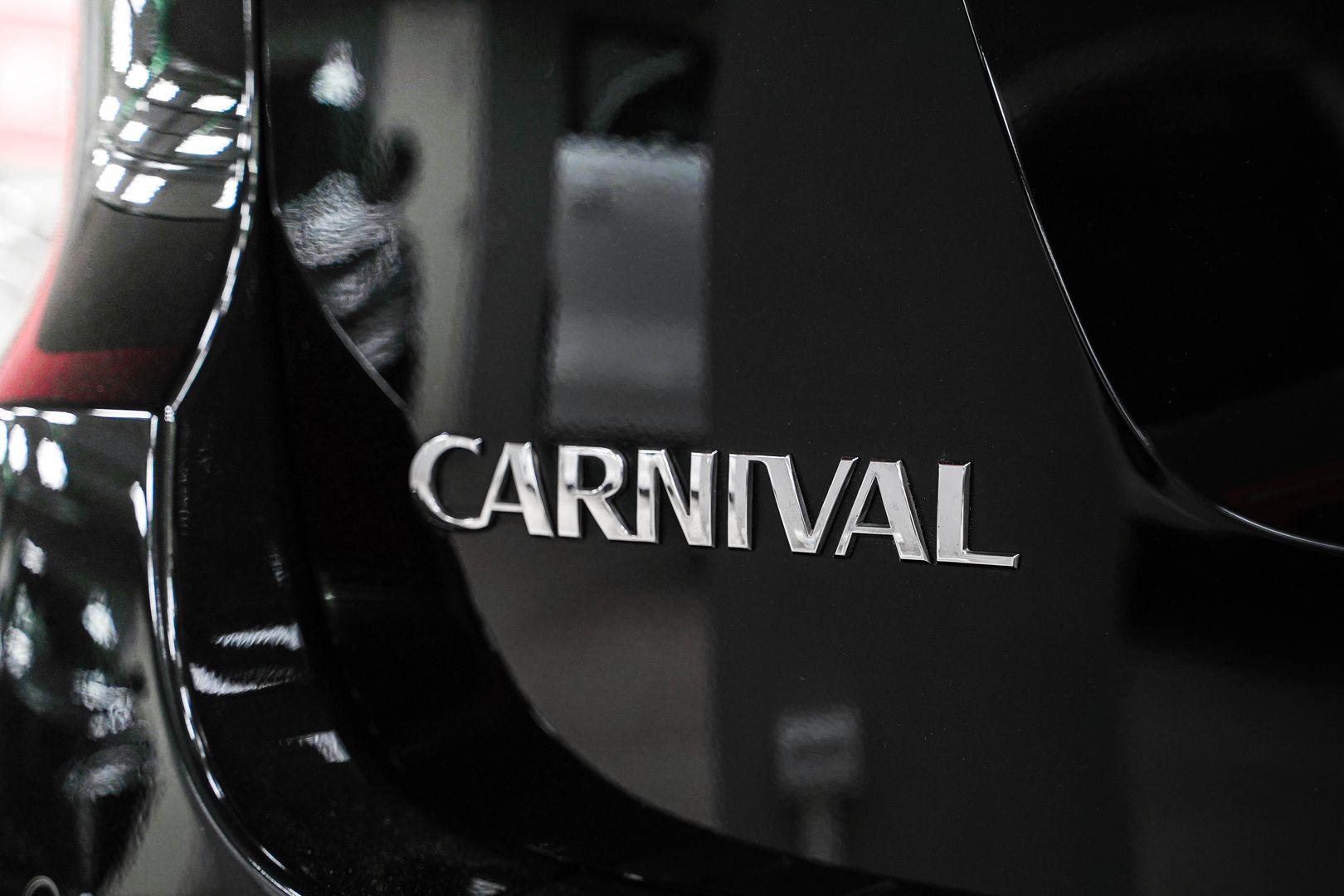 Kia Carnival 2019, черный, ДЦ Орехово