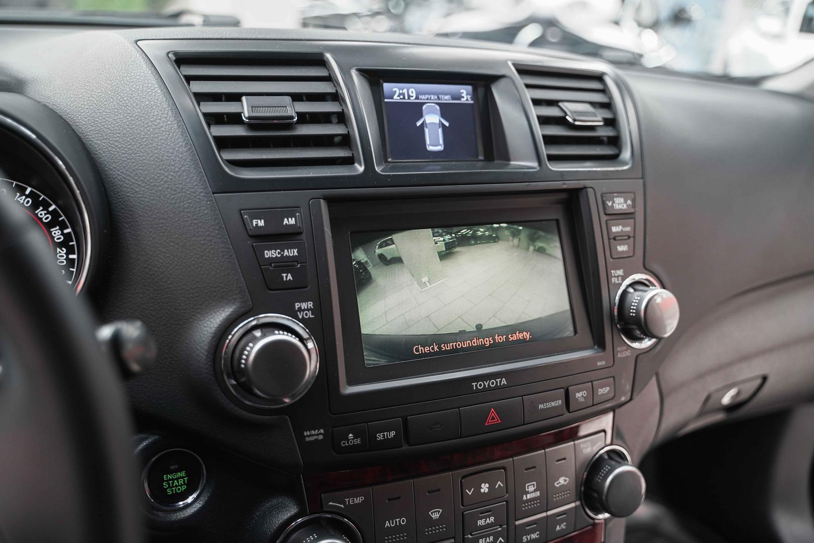 Toyota Highlander 2012, черный, ДЦ Орехово
