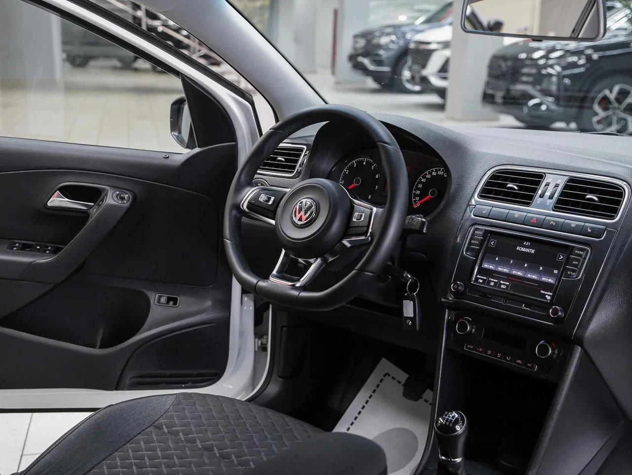 Volkswagen Polo 2019, белый, ДЦ Орехово