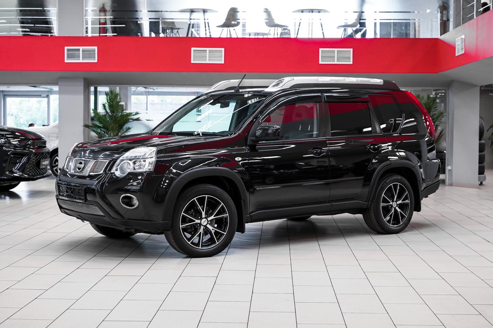 Nissan X-Trail 2012, черный, ДЦ Орехово