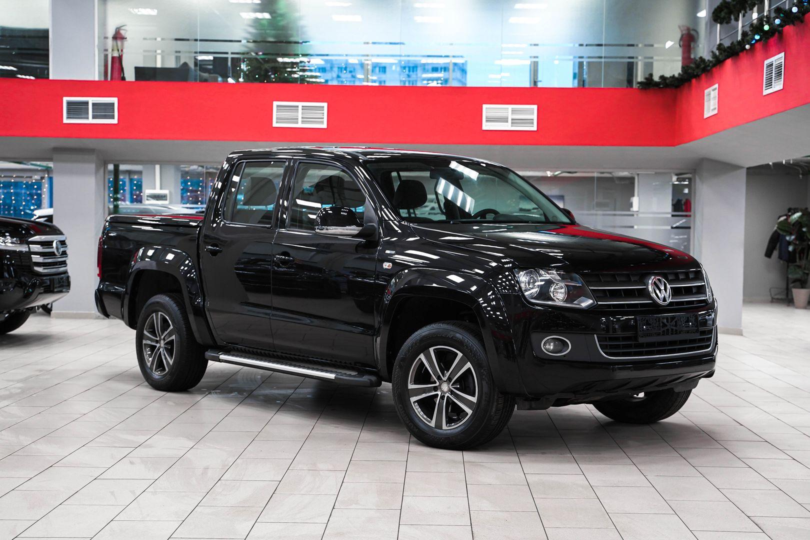 Volkswagen Amarok 2013, черный, ДЦ Орехово