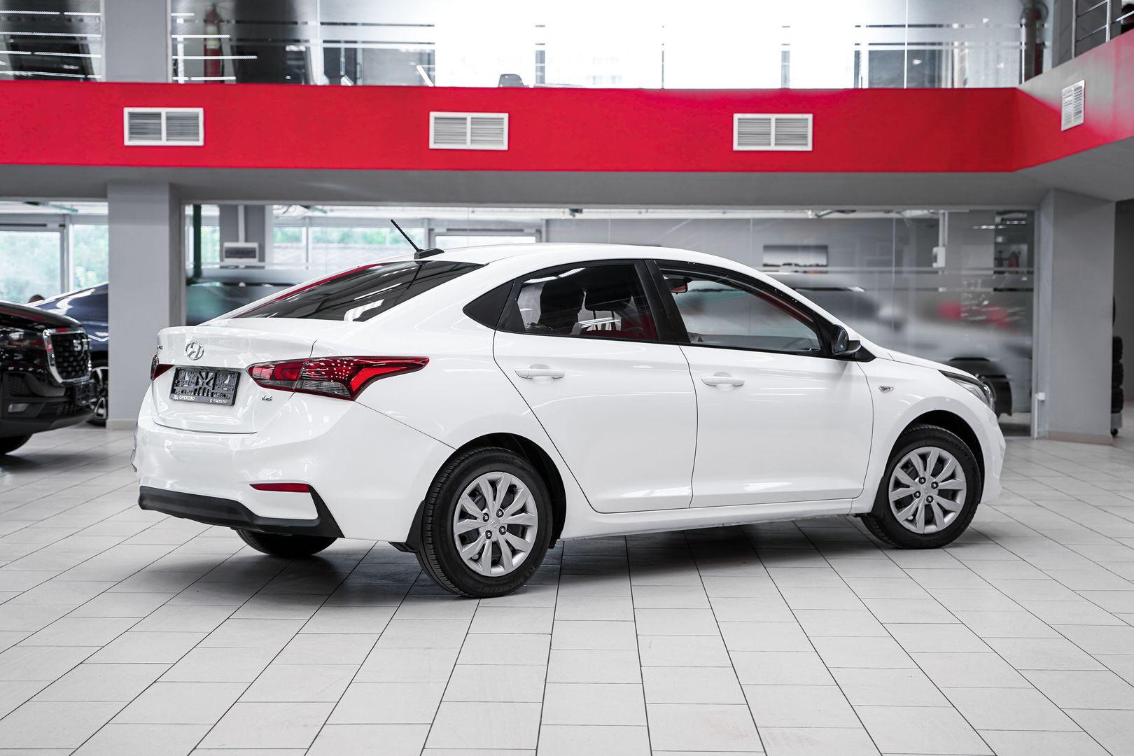 Hyundai Solaris 2018, белый, ДЦ Орехово
