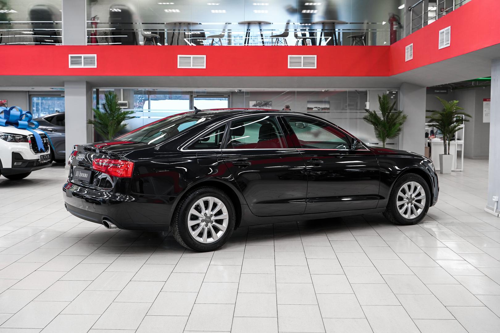 Audi A6 2013, черный, ДЦ Орехово