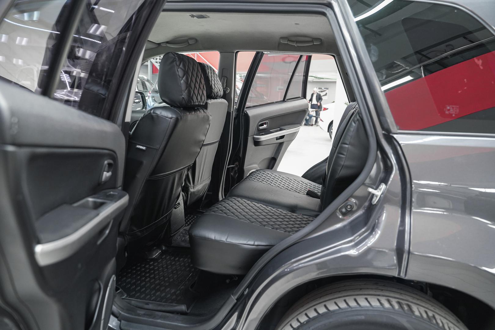 Suzuki Grand Vitara 2010, серый, ДЦ Орехово