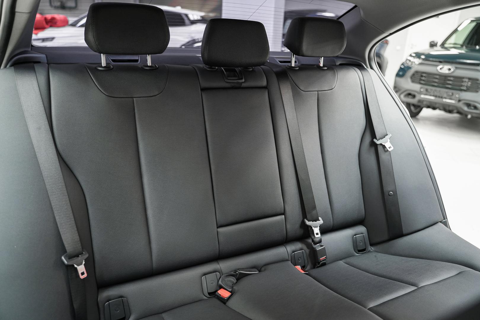 BMW 3 серии 2014, белый, ДЦ Орехово
